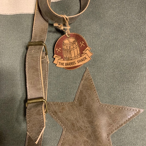 Barrel Shack Tote - Picture 2 of 3